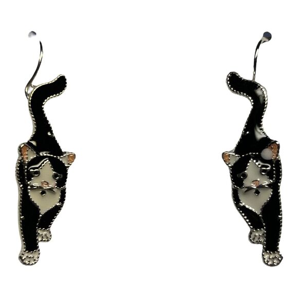 Zarah Socks the Tuxedo Cat Dangle Earrings Sterling Silver Plated Enamel - Picture 2 of 3
